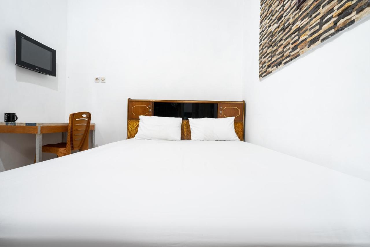Oyo 2098 Homestay Kk Ngaglik Exterior foto